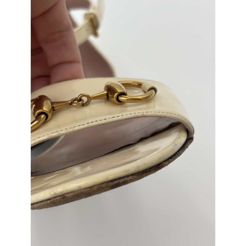 Gucci Horsebit Sandals Cream Patent Leather Size 37 / 7 Adjustable Ankle Strap - Picture 11 of 16